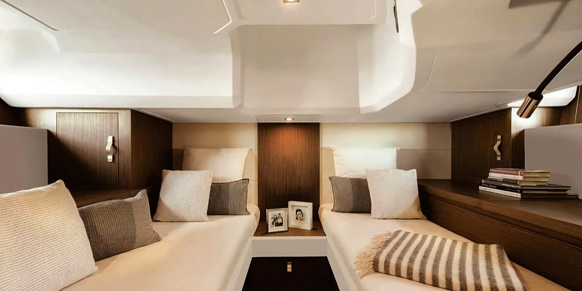 Аренда яхты Beneteau Gran Turismo 40 на Мальдивах